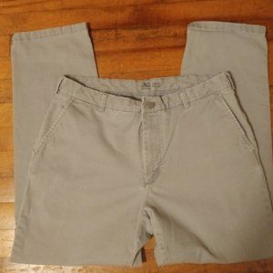 Izod Saltwater Stretch Chinos 34x30